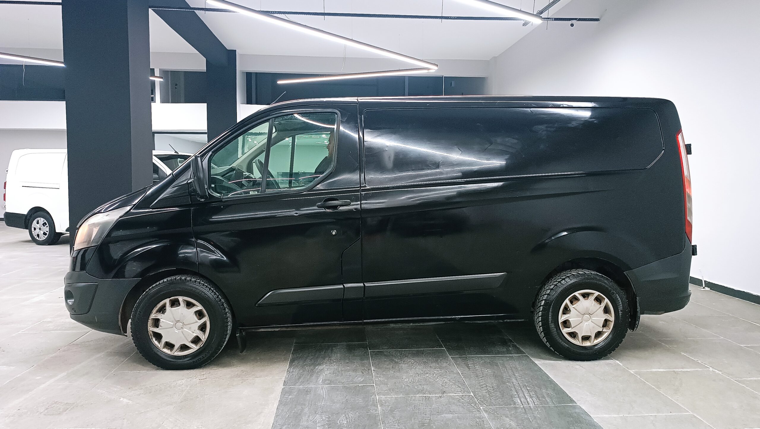 
								AYDIN OTOMOTİVDEN FORD CUSTOM 155 PS full									