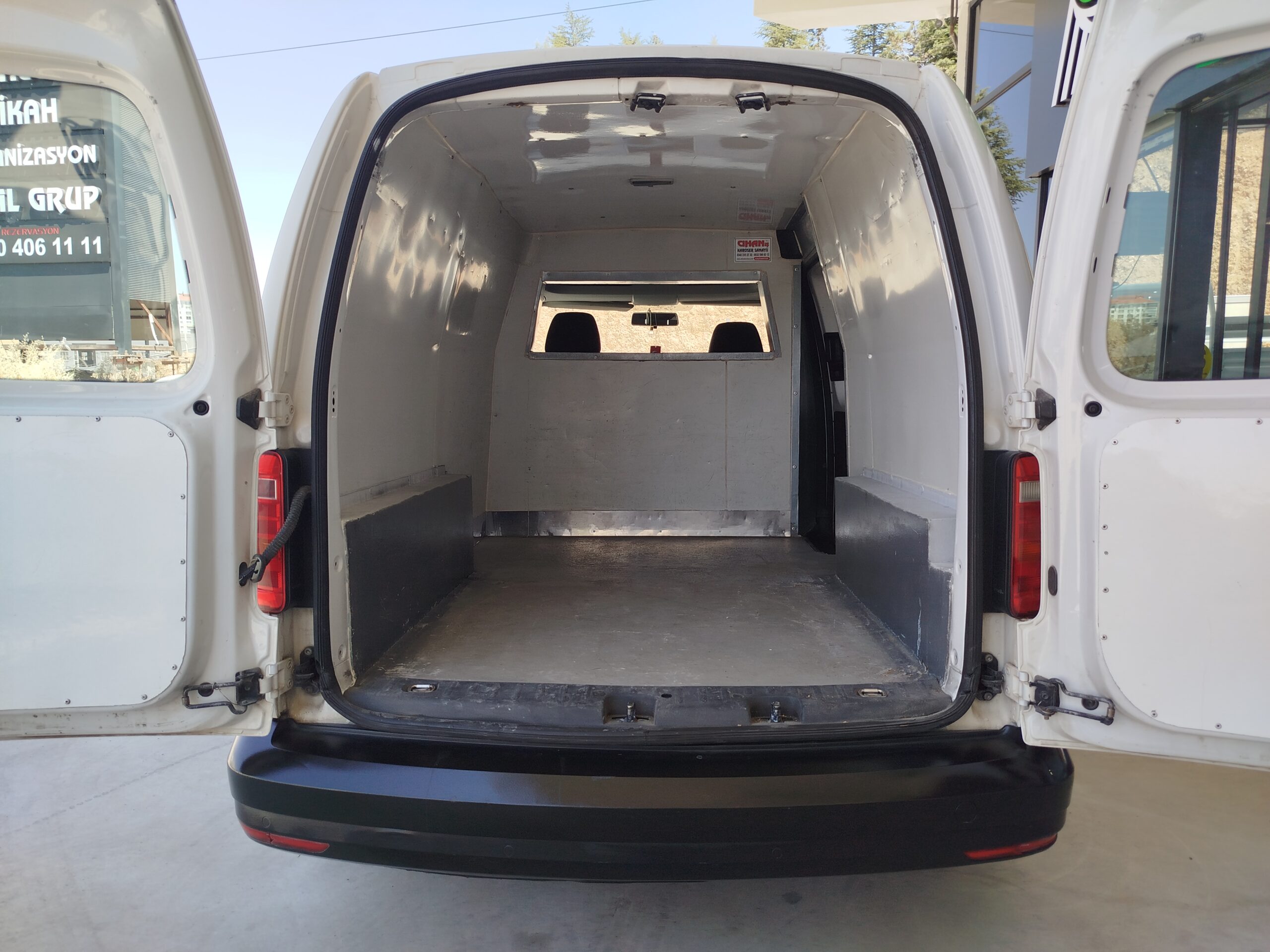 
								AYDIN GALERİ VOLKSWAGEN CADDY MAXİVAN full									