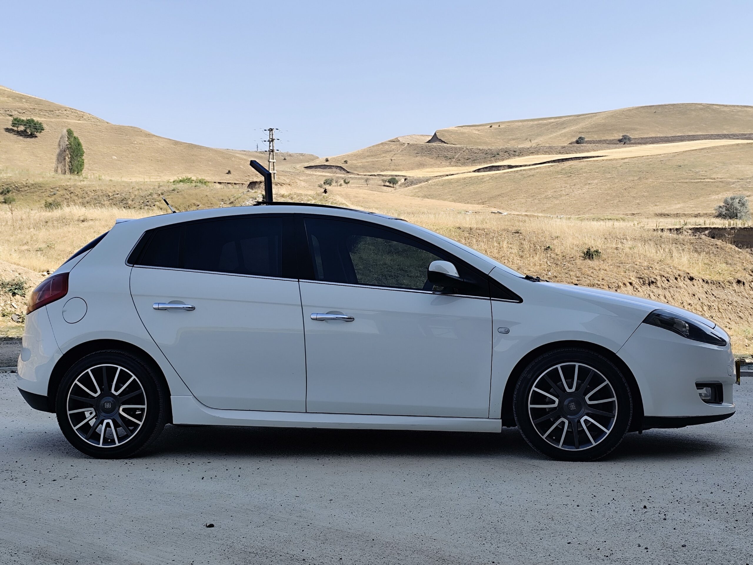 
								AYDIN GALERİ FİAT BRAVO 1.6Mjet 120HP DYNAMİC PLUS FULL+FULL full									