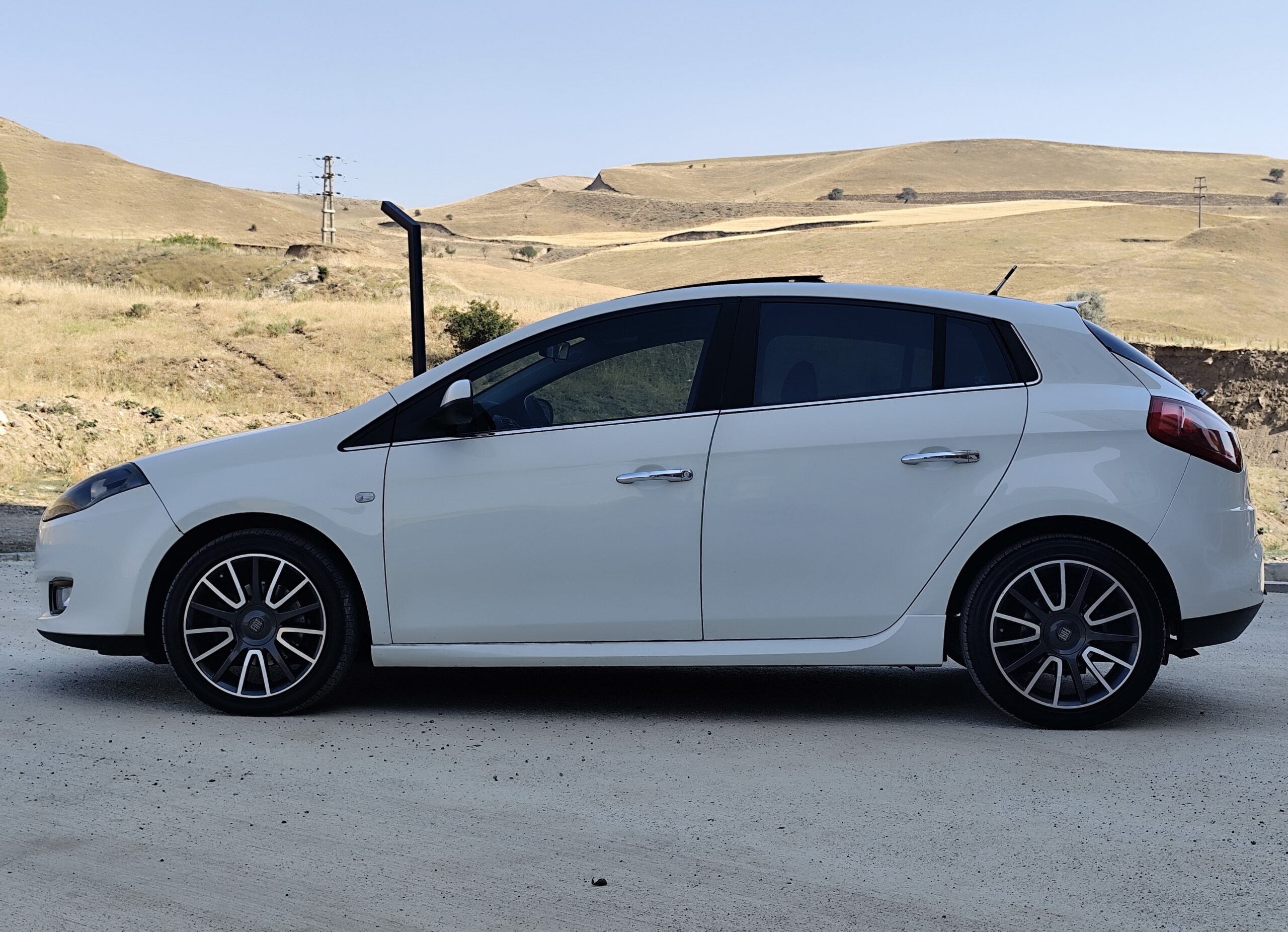 
								AYDIN GALERİ FİAT BRAVO 1.6Mjet 120HP DYNAMİC PLUS FULL+FULL full									