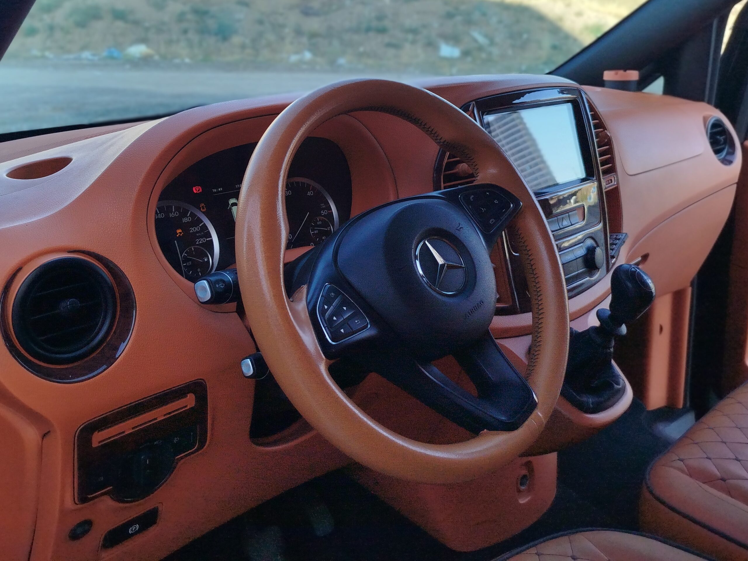 
								AYDIN GALERİ MERCEDES VİTO 111 CDI VİP full									