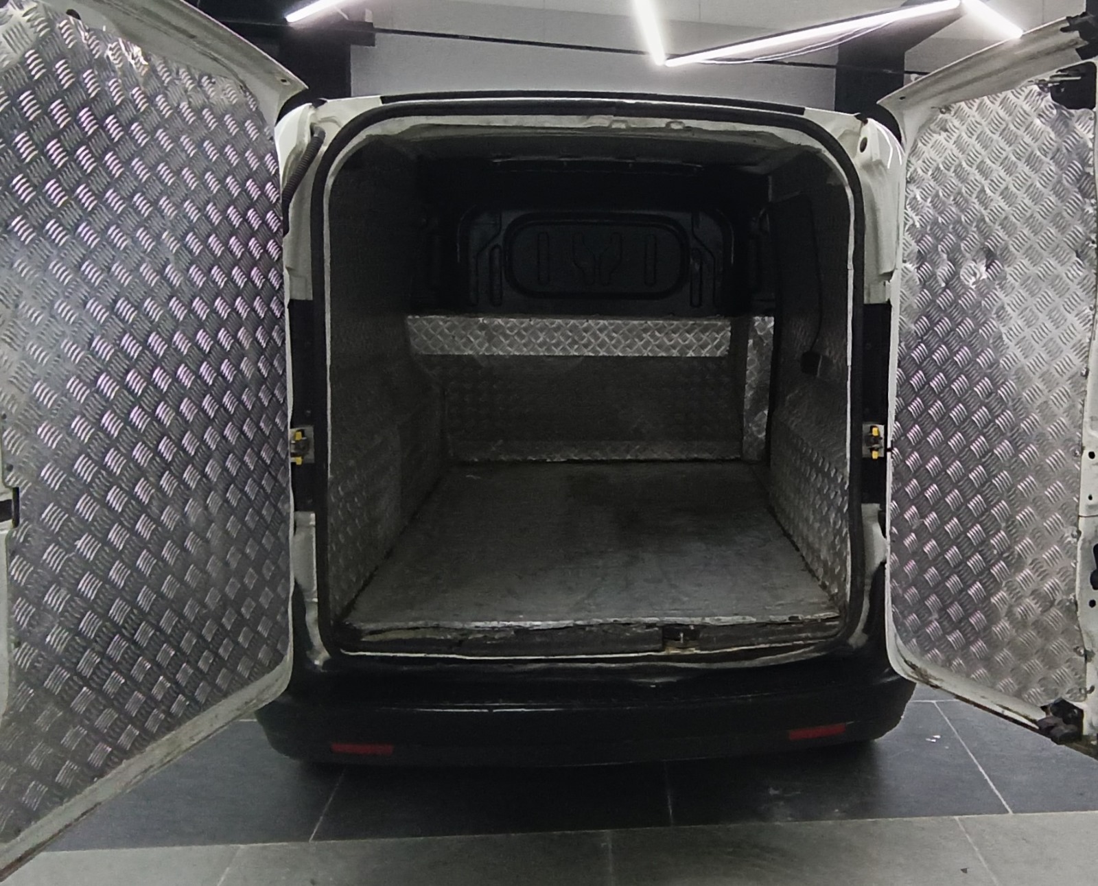 
								AYDIN OTOMOTİVDEN 2019 FİAT DOBLO 1.3 MJET 95 HP full									
