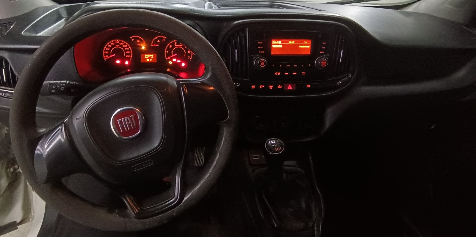 
								AYDIN OTOMOTİVDEN 2019 FİAT DOBLO 1.3 MJET 95 HP full									
