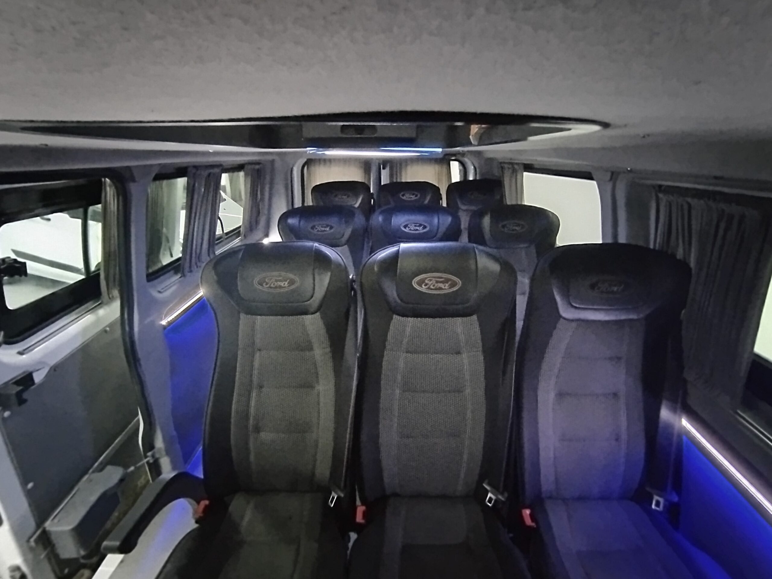 
								AYDIN OTOMOTİVDEN FORD CUSTOM 11+1 MİNİBUS full									