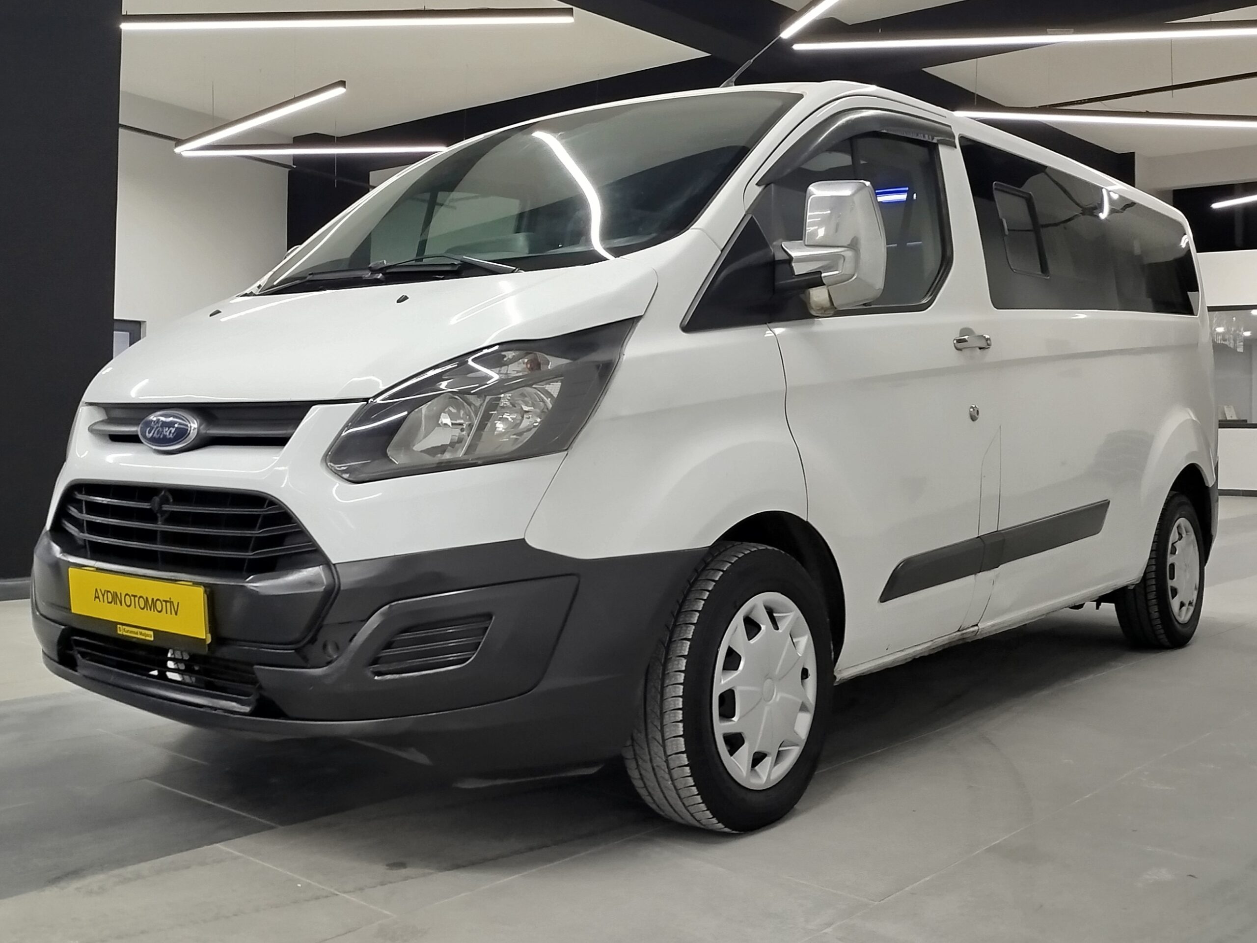 
								AYDIN OTOMOTİVDEN FORD CUSTOM 11+1 MİNİBUS full									